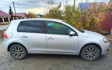 Volkswagen Golf VI, 2009 год, 800 000 рублей, 4 фотография