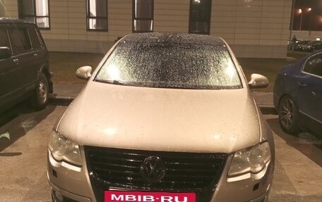 Volkswagen Passat B6, 2008 год, 700 000 рублей, 3 фотография