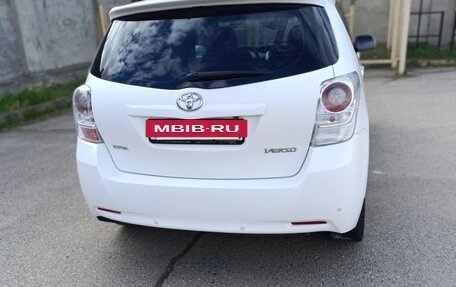 Toyota Verso I, 2011 год, 1 100 000 рублей, 4 фотография