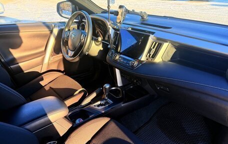 Toyota RAV4, 2019 год, 3 070 000 рублей, 16 фотография