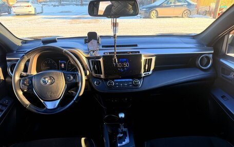 Toyota RAV4, 2019 год, 3 070 000 рублей, 12 фотография