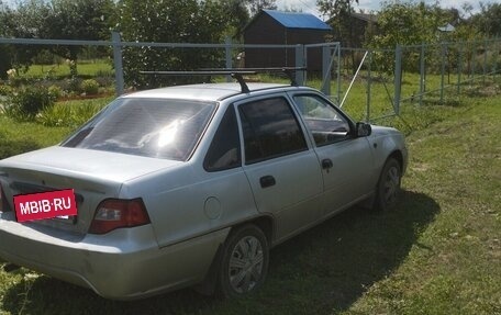 Daewoo Nexia I рестайлинг, 2010 год, 185 000 рублей, 2 фотография