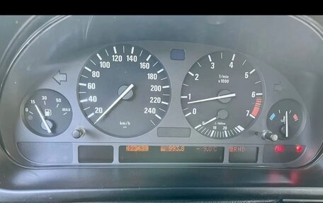 BMW 5 серия, 1998 год, 600 000 рублей, 8 фотография