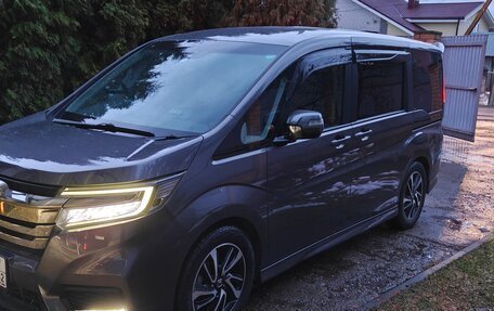 Honda Stepwgn IV, 2021 год, 2 750 000 рублей, 3 фотография