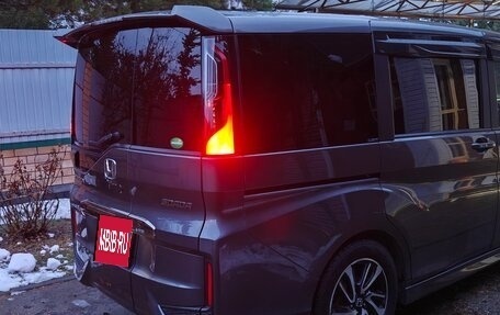 Honda Stepwgn IV, 2021 год, 2 750 000 рублей, 4 фотография