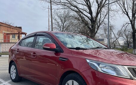 KIA Rio III рестайлинг, 2013 год, 785 000 рублей, 2 фотография