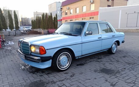 Mercedes-Benz W123, 1977 год, 430 000 рублей, 2 фотография