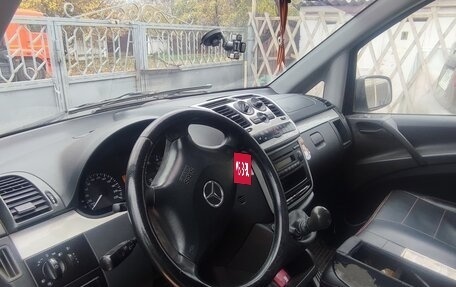 Mercedes-Benz Vito, 2011 год, 1 300 000 рублей, 3 фотография