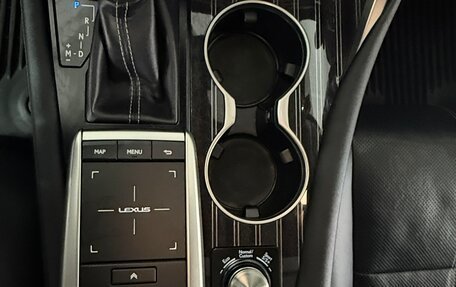 Lexus RX IV рестайлинг, 2020 год, 5 950 000 рублей, 14 фотография