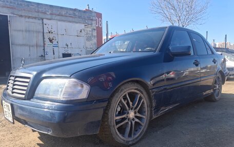 Mercedes-Benz C-Класс, 1996 год, 235 000 рублей, 2 фотография