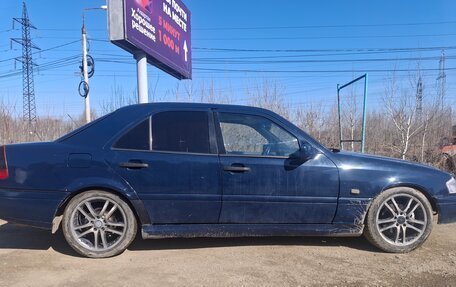 Mercedes-Benz C-Класс, 1996 год, 235 000 рублей, 5 фотография