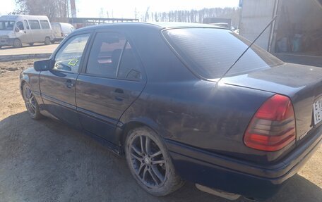 Mercedes-Benz C-Класс, 1996 год, 235 000 рублей, 6 фотография