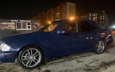 Mercedes-Benz C-Класс, 1996 год, 235 000 рублей, 9 фотография