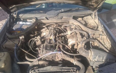 Mercedes-Benz W124, 1991 год, 100 000 рублей, 7 фотография