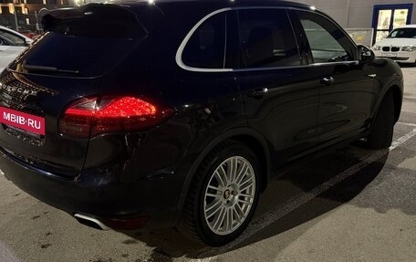 Porsche Cayenne III, 2012 год, 2 100 000 рублей, 2 фотография