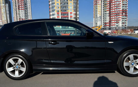 BMW 1 серия, 2011 год, 580 000 рублей, 3 фотография