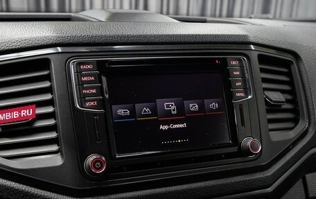 Volkswagen Amarok I рестайлинг, 2018 год, 3 198 000 рублей, 19 фотография