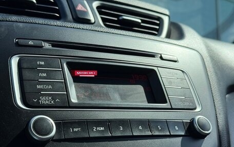 KIA Rio III рестайлинг, 2015 год, 1 090 000 рублей, 18 фотография