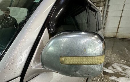 Toyota Land Cruiser 100 рестайлинг 2, 2003 год, 2 500 000 рублей, 9 фотография