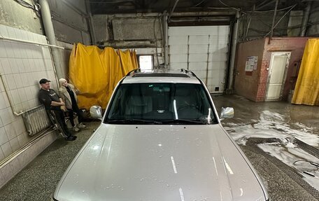 Toyota Land Cruiser 100 рестайлинг 2, 2003 год, 2 500 000 рублей, 4 фотография