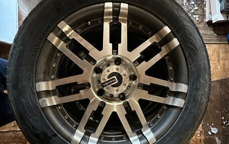 Toyota Land Cruiser 100 рестайлинг 2, 2003 год, 2 500 000 рублей, 21 фотография