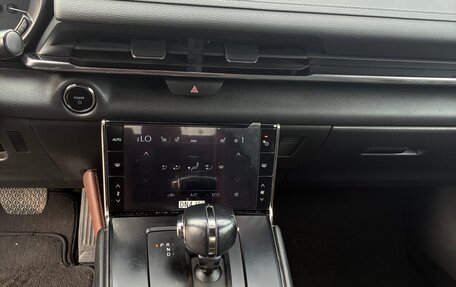 Mazda MX-30, 2020 год, 1 550 000 рублей, 13 фотография