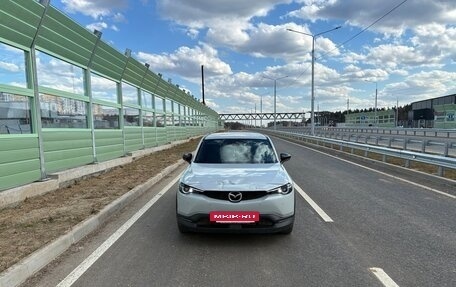Mazda MX-30, 2020 год, 1 550 000 рублей, 8 фотография