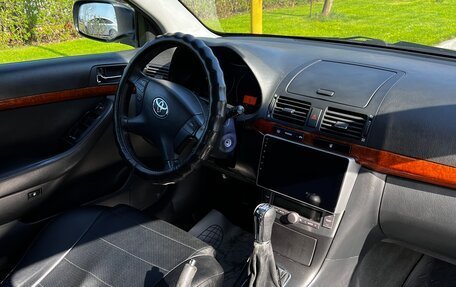 Toyota Avensis III рестайлинг, 2006 год, 899 000 рублей, 10 фотография