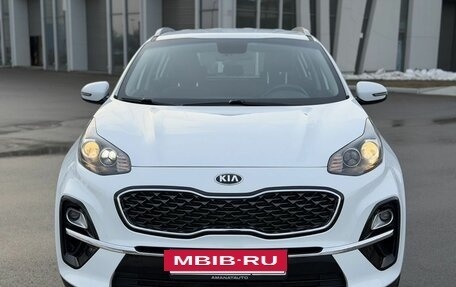 KIA Sportage IV рестайлинг, 2018 год, 2 324 200 рублей, 2 фотография