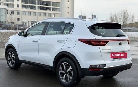 KIA Sportage IV рестайлинг, 2018 год, 2 324 200 рублей, 4 фотография