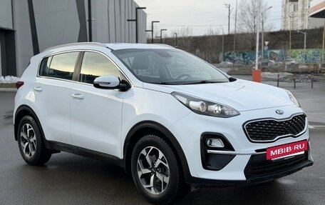 KIA Sportage IV рестайлинг, 2018 год, 2 324 200 рублей, 7 фотография