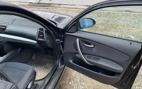 BMW 1 серия, 2008 год, 480 000 рублей, 31 фотография