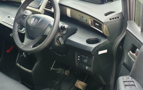 Honda Freed I, 2013 год, 1 390 000 рублей, 12 фотография