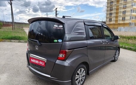 Honda Freed I, 2013 год, 1 390 000 рублей, 6 фотография