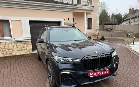 BMW X7, 2019 год, 6 990 000 рублей, 9 фотография