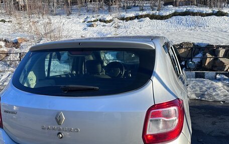 Renault Sandero II рестайлинг, 2014 год, 400 000 рублей, 4 фотография