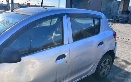 Renault Sandero II рестайлинг, 2014 год, 400 000 рублей, 5 фотография