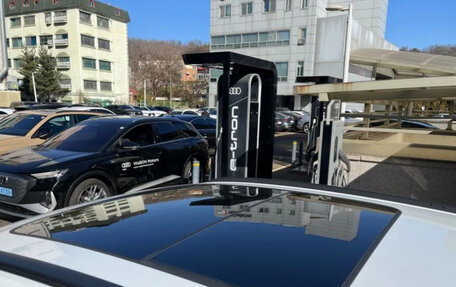 Audi Q3, 2025 год, 4 500 000 рублей, 5 фотография