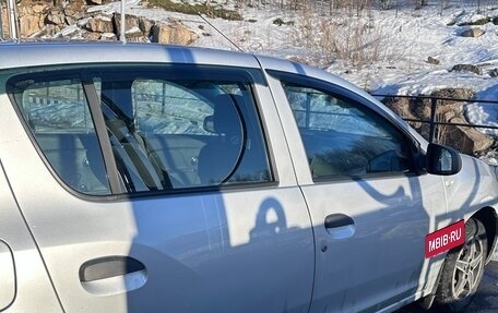 Renault Sandero II рестайлинг, 2014 год, 400 000 рублей, 12 фотография