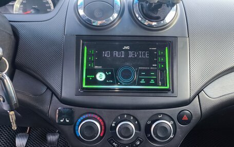 Chevrolet Aveo III, 2010 год, 460 000 рублей, 13 фотография