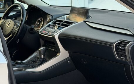 Lexus NX I, 2015 год, 2 750 000 рублей, 6 фотография