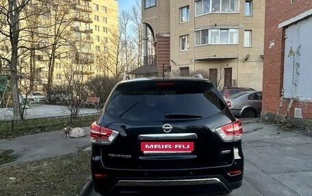 Nissan Pathfinder, 2014 год, 1 330 000 рублей, 5 фотография