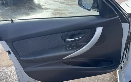 BMW 3 серия, 2014 год, 2 200 000 рублей, 13 фотография