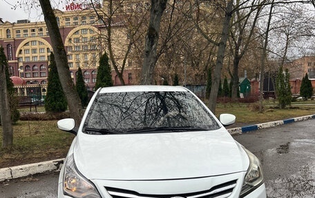 Hyundai Solaris II рестайлинг, 2015 год, 1 150 000 рублей, 3 фотография