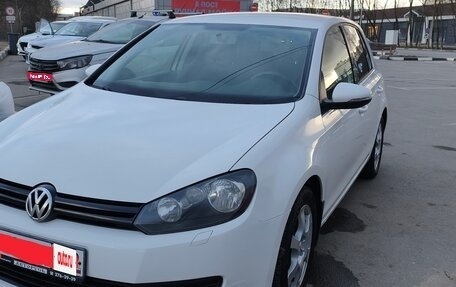 Volkswagen Golf VI, 2012 год, 750 000 рублей, 1 фотография