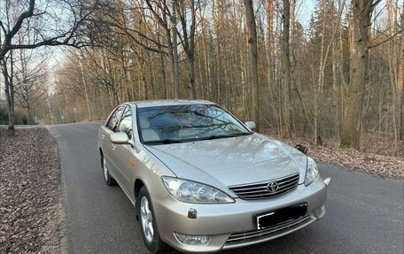 Toyota Camry V40, 2005 год, 900 000 рублей, 3 фотография