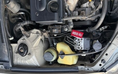 Toyota Camry V40, 2005 год, 900 000 рублей, 10 фотография