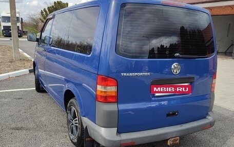 Volkswagen Transporter T5 рестайлинг, 2006 год, 1 250 000 рублей, 4 фотография