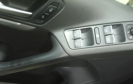 Volkswagen Tiguan I, 2011 год, 1 290 000 рублей, 16 фотография