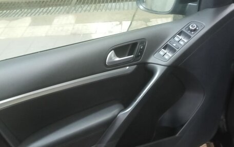 Volkswagen Tiguan I, 2011 год, 1 290 000 рублей, 17 фотография